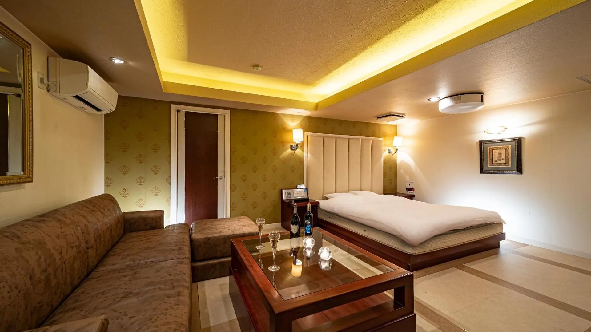Hotel Mint Osaka Airport (Adults Only) Ikeda