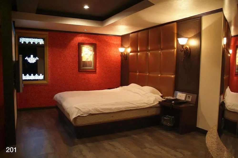 ***  Hotel Mint Osaka Airport (Adults Only) Ikeda  Japan